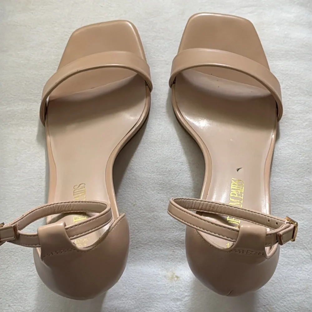 Dream‎ Pairs Nude Ankle Strap Heels Sz 10